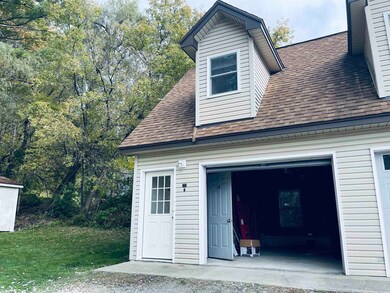 591 Union St unit 2, Littleton, NH 03561 - photo 2