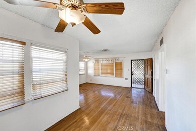 2050 Phillippi St, San Fernando, CA 91340 - photo 7