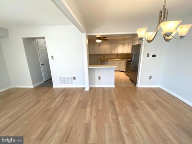 7 Quasar Ct, Sewell, NJ 08080 - photo 4