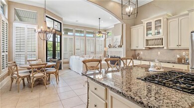 Kitchen, Keeping Room and breakfast