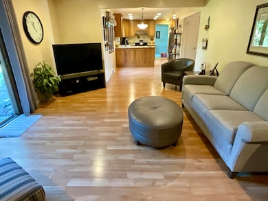 3124 N Koning Dr, Sheboygan, WI 53083 - photo 6