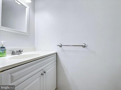 32 Penny Ln, Baltimore, MD 21209 - photo 3