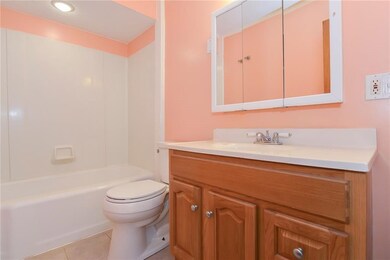 81 Harbour Ave unit 2, West Warwick, RI 02893 - photo 6