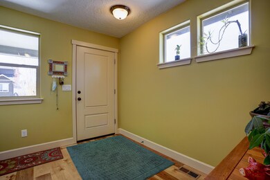 61932 Southeast Lorrin Place MLS-25