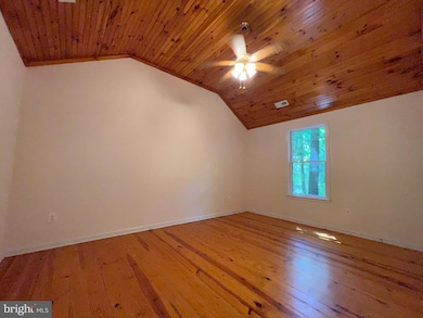 13519-A Mt Victoria Place, Newburg, MD 20664 - photo 6