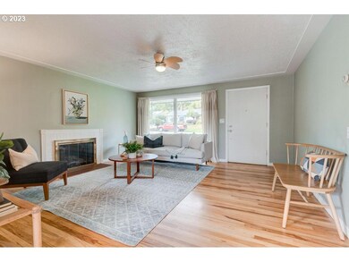 12660 SW Edgewood St, Portland, OR 97225 - photo 5