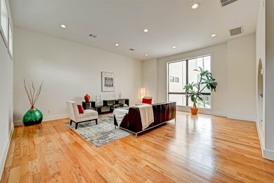 1626 Vermont St, Houston, TX 77006 - photo 7