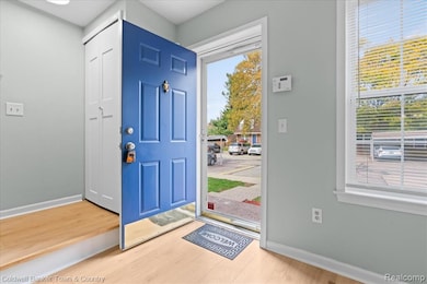 6232 Beechfield Dr unit 113, Lansing, MI 48911 - photo 3