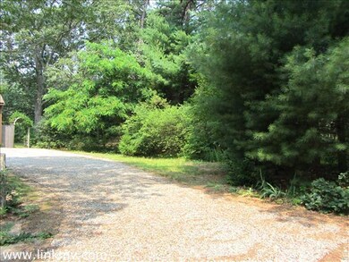 24 Mockingbird Dr, Edgartown, MA 02539 - photo 5