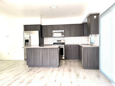 Updated Kitchen with Self-Closing Draws/Cabinets