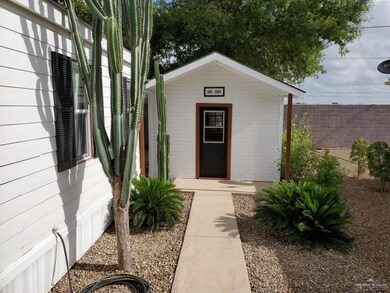 442 Northcutt Dr, Alamo, TX 78516 - photo 6