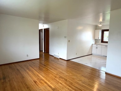 Living Room - 15' x 12'