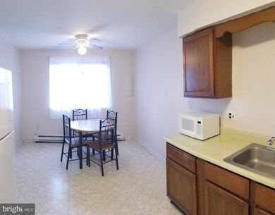 612 N Shady Retreat Rd unit 67, Doylestown, PA 18901 - photo 4