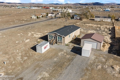 3040 Elm St, Silver Springs, NV 89429 - photo 5