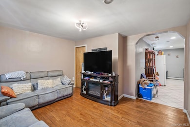 116 W Parmenter St, Newburgh, NY 12550 - photo 3