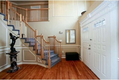 43 Greyhound Ct, Kendall Park, NJ 08824 - photo 3