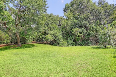 811 Crestbend Dr, Houston, TX 77042 - photo 2