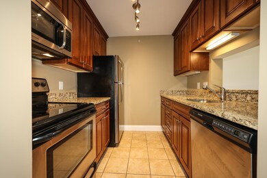 92 Eastern Ave unit 304, Manchester, NH 03104 - photo 2