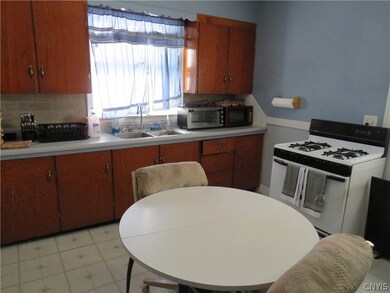 311 Kitchen