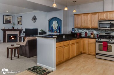 3920 w 84th Anchorage AK 99502-small-003