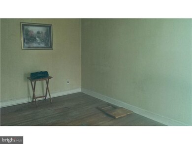 642 Magnolia Ave, Glenolden, PA 19036 - photo 7