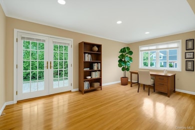 51 Highfield Ave, Port Washington, NY 11050 - photo 5