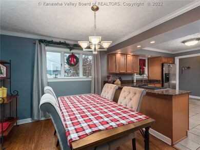 2722 Edwards Cir, Dunbar, WV 25064 - photo 7