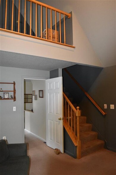 146 Bartemus Trail unit U69, Nashua, NH 03063 - photo 5