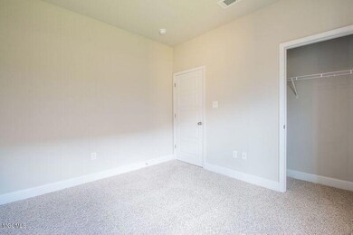 Lamar bedroom 2 closet