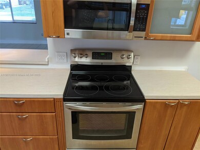 6991 Coolidge St unit 1, Hollywood, FL 33024 - photo 4