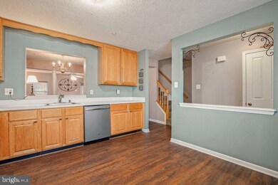 9225 Howland Rd, Laurel, MD 20723 - photo 7