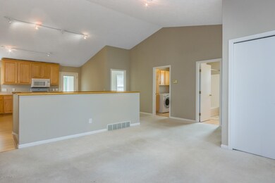 1469 Hamily Ct NE, Grand Rapids, MI 49505 - photo 4