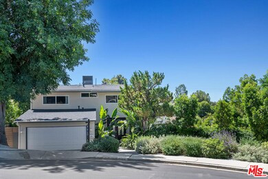 21808 Providencia St, Woodland Hills, CA 91364 - photo 2