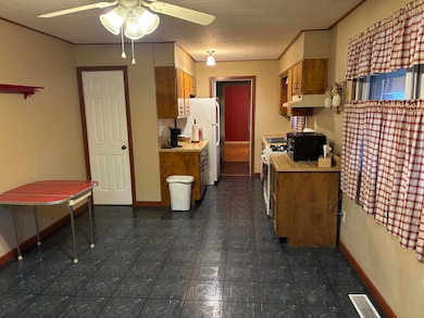 709 Governor Rd, Valparaiso, IN 46385 - photo 6