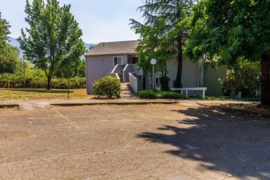 721 SE Meadowlark Ave, Myrtle Creek, OR 97457 - photo 4