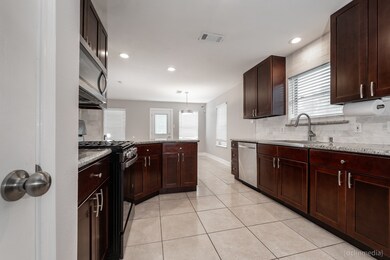 9843 Blaine Lake Dr, Houston, TX 77086 - photo 6