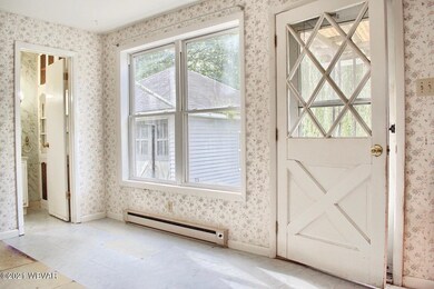 140 W Water St, Muncy, PA 17756 - photo 4