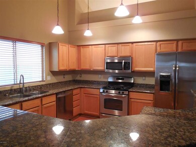 Stainless Steel Appliances. Gas Range!