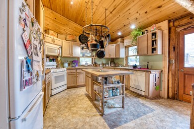 5769 Serenity Ln, Conner, MT 59827 - photo 4