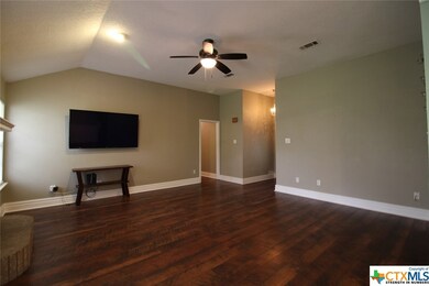 914 Kelso Dr, Copperas Cove, TX 76522 - photo 5