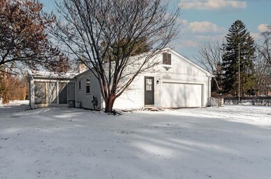 909 Critchfield Rd, Columbus, OH 43213 - photo 3