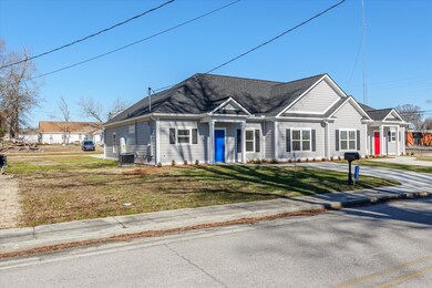 202 W Hall St, Thomson, GA 30824 - photo 5