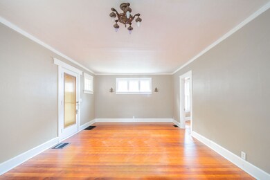 728 W 7th St, Anderson, IN 46016 - photo 5