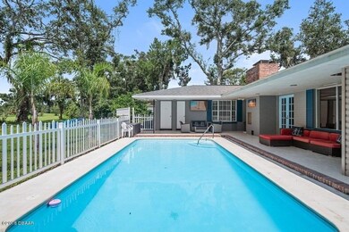 22_48OakmontCir_29_Pool_LowRes
