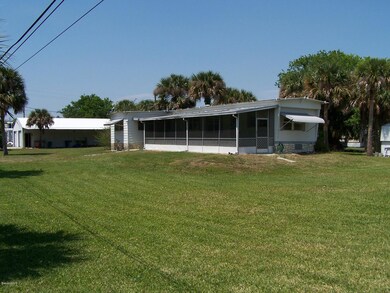 Front w Garage