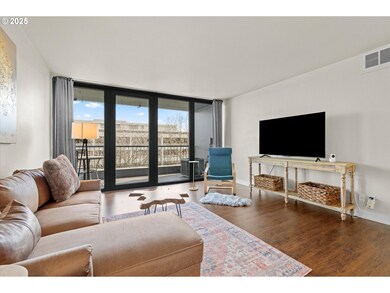 Harrison East unit 5F, Portland, OR 97201 - photo 4