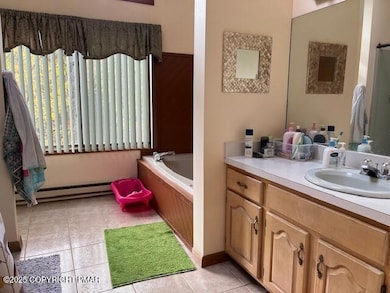 202 Tomnoddy Dr, Lehman Township, PA 18324 - photo 4