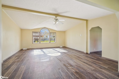 702 E Liberty St, Montezuma, IA 50171 - photo 6