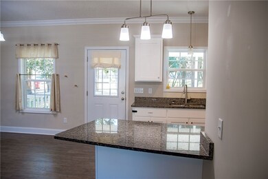 Kitchen/dining area