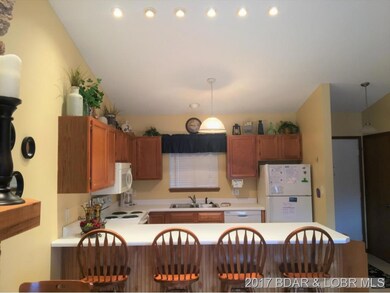 611 Lazy Days Rd unit B-9, Osage Beach, MO 65065 - photo 3